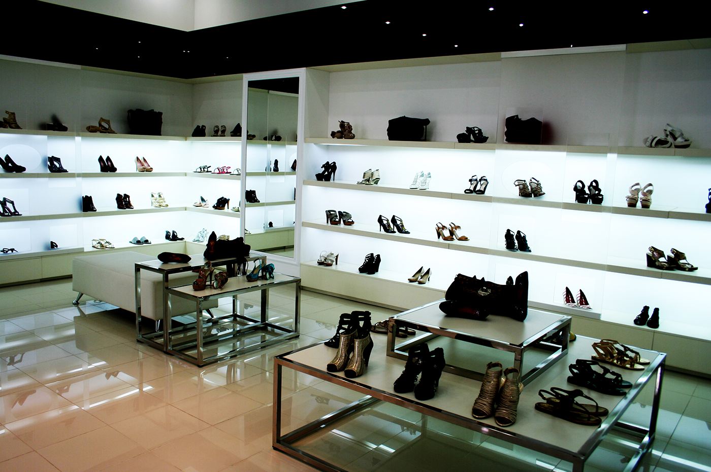 boutique Vince Camuto